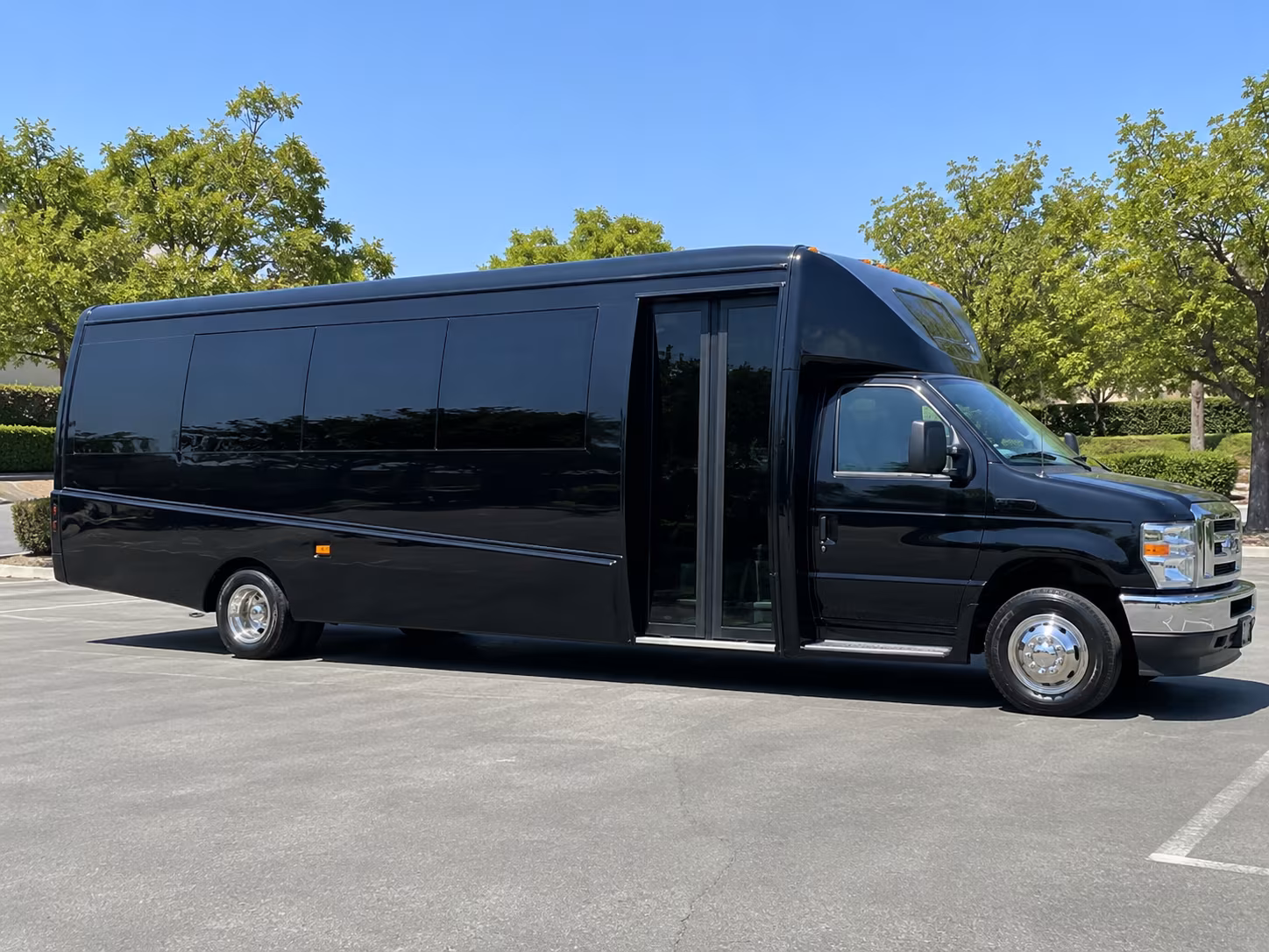 buses for greenville area museum and science center field trips