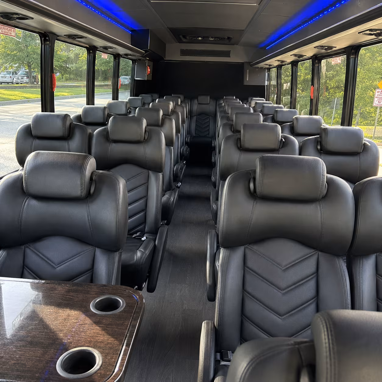 minibus wine tour rentals for smaller groups in greenville