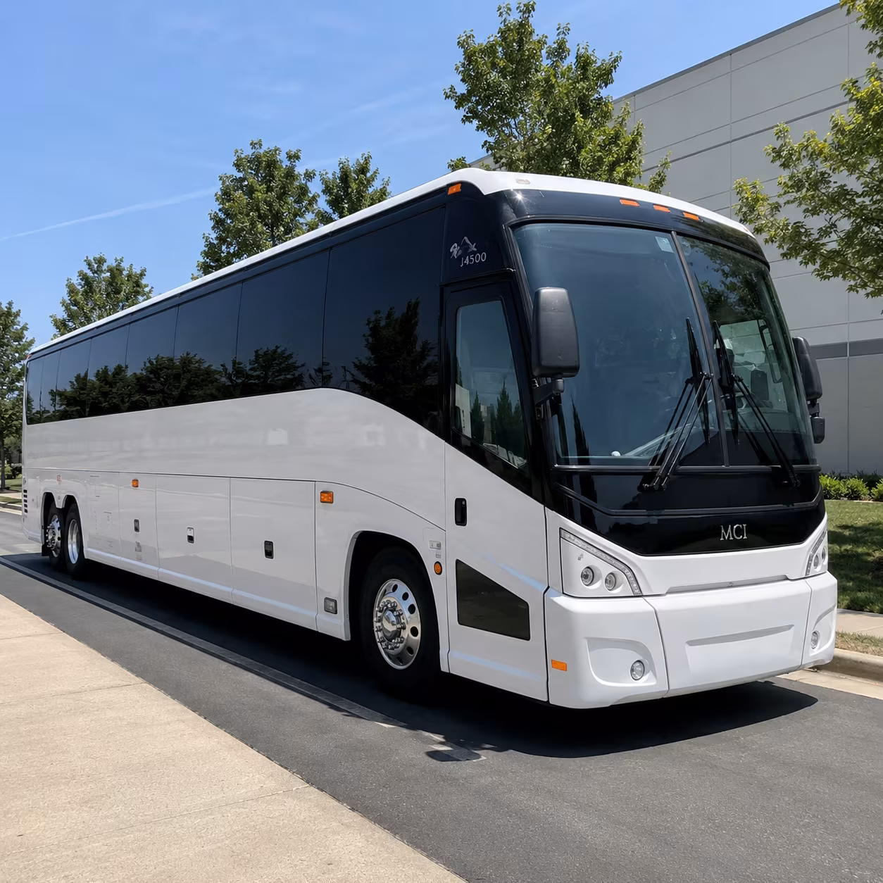 shuttle buses for ecu health and vidant medical campus employees
